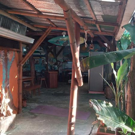 Osa Surf House Hotel ปัวร์โตคิมาเนซ ภายนอก รูปภาพ