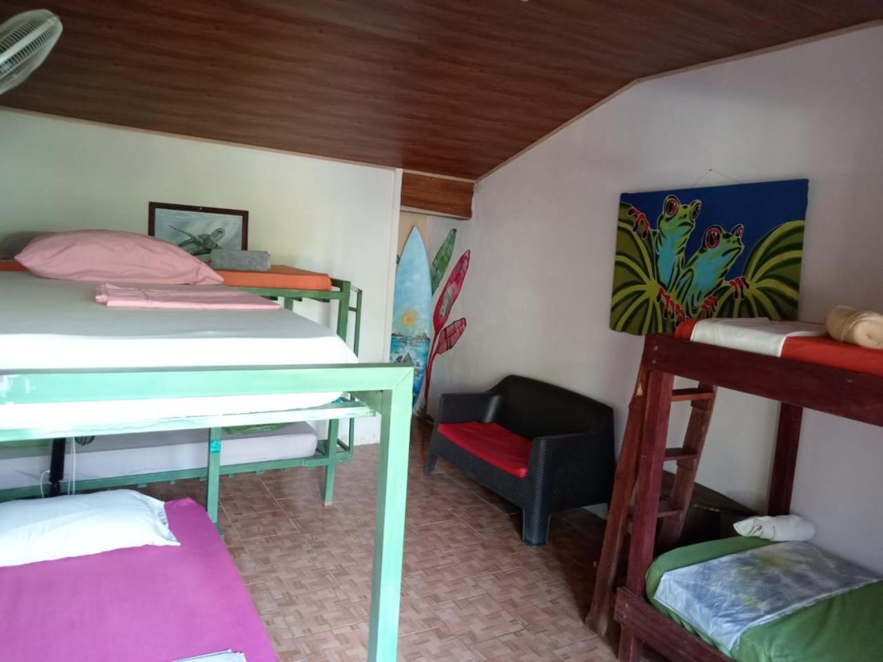 Osa Surf House Hotel ปัวร์โตคิมาเนซ ภายนอก รูปภาพ